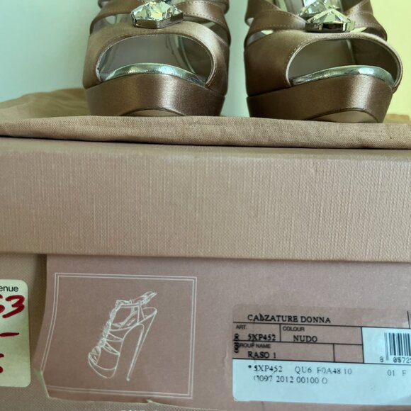 NEW Miu Miu Nude Satin Bejeweled Calzature Donna T-Strap Platform High Heels - Picture 10 of 11